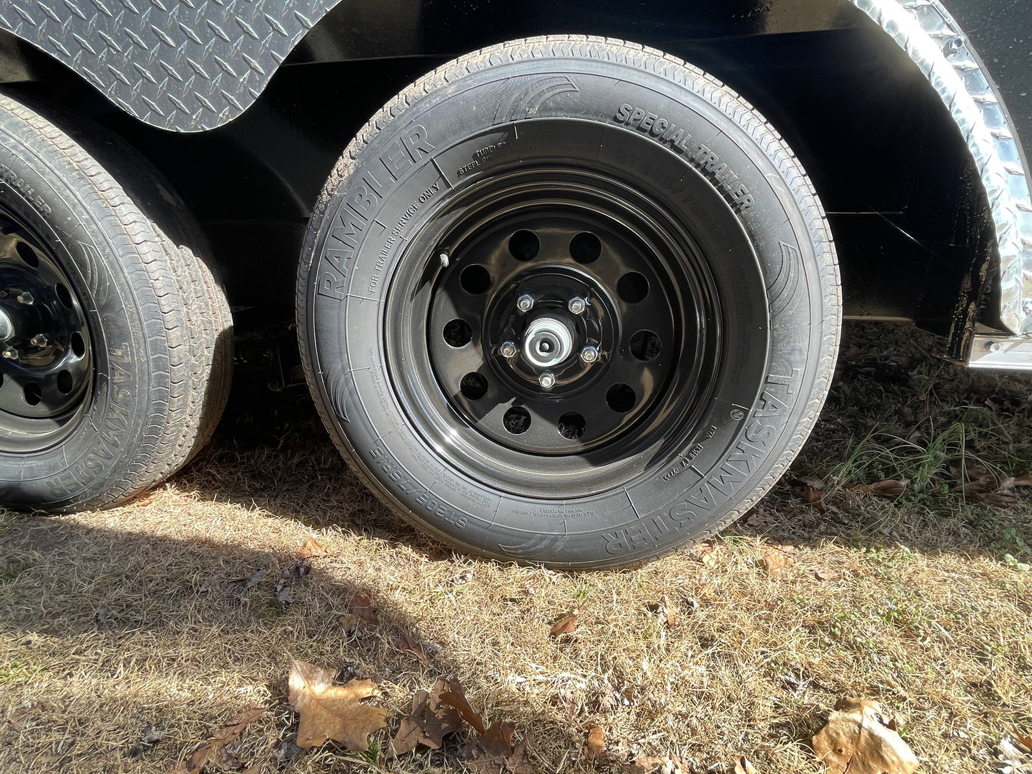 2026 - 8.5' X 24' Enclosed Trailer C263411