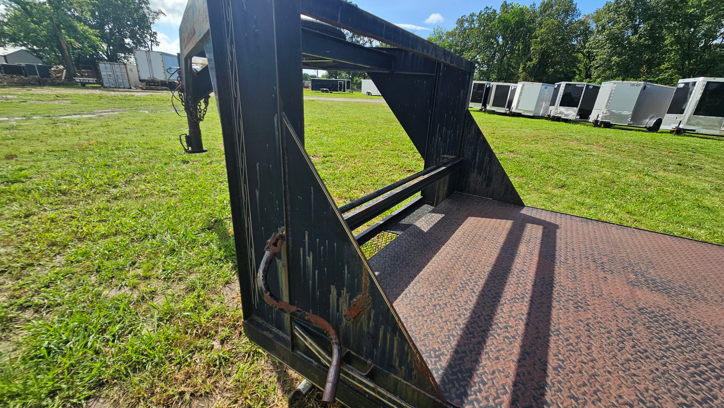 20ft Gooseneck Trailer