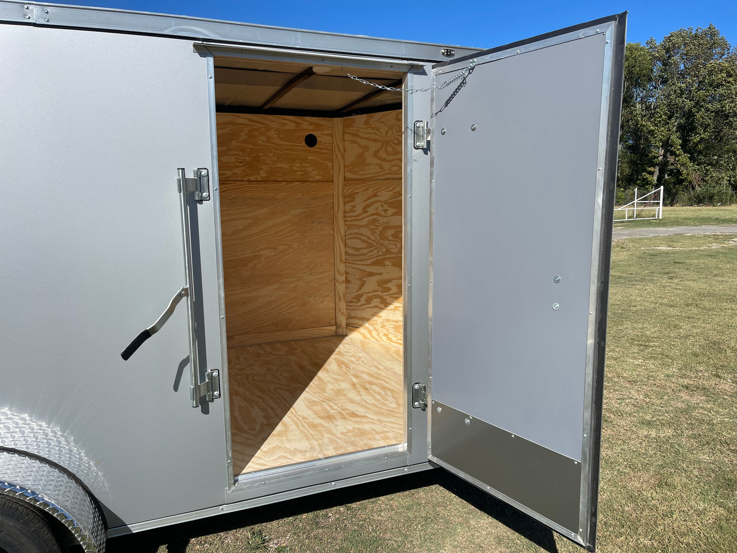 7ft x 12ft Enclosed Trailer C26-3284