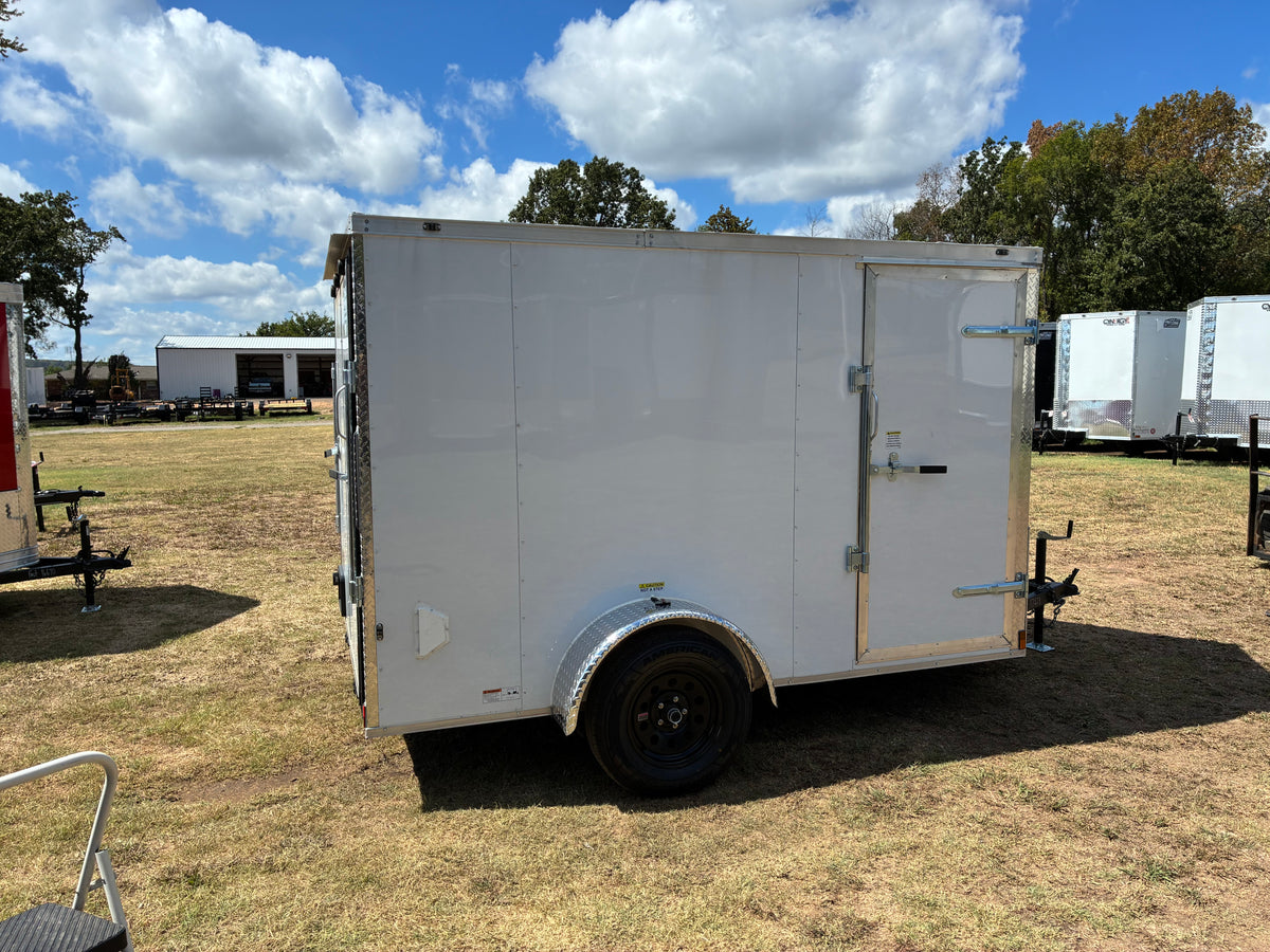 2027 - 6ft X 10ft Enclosed Trailer C277273