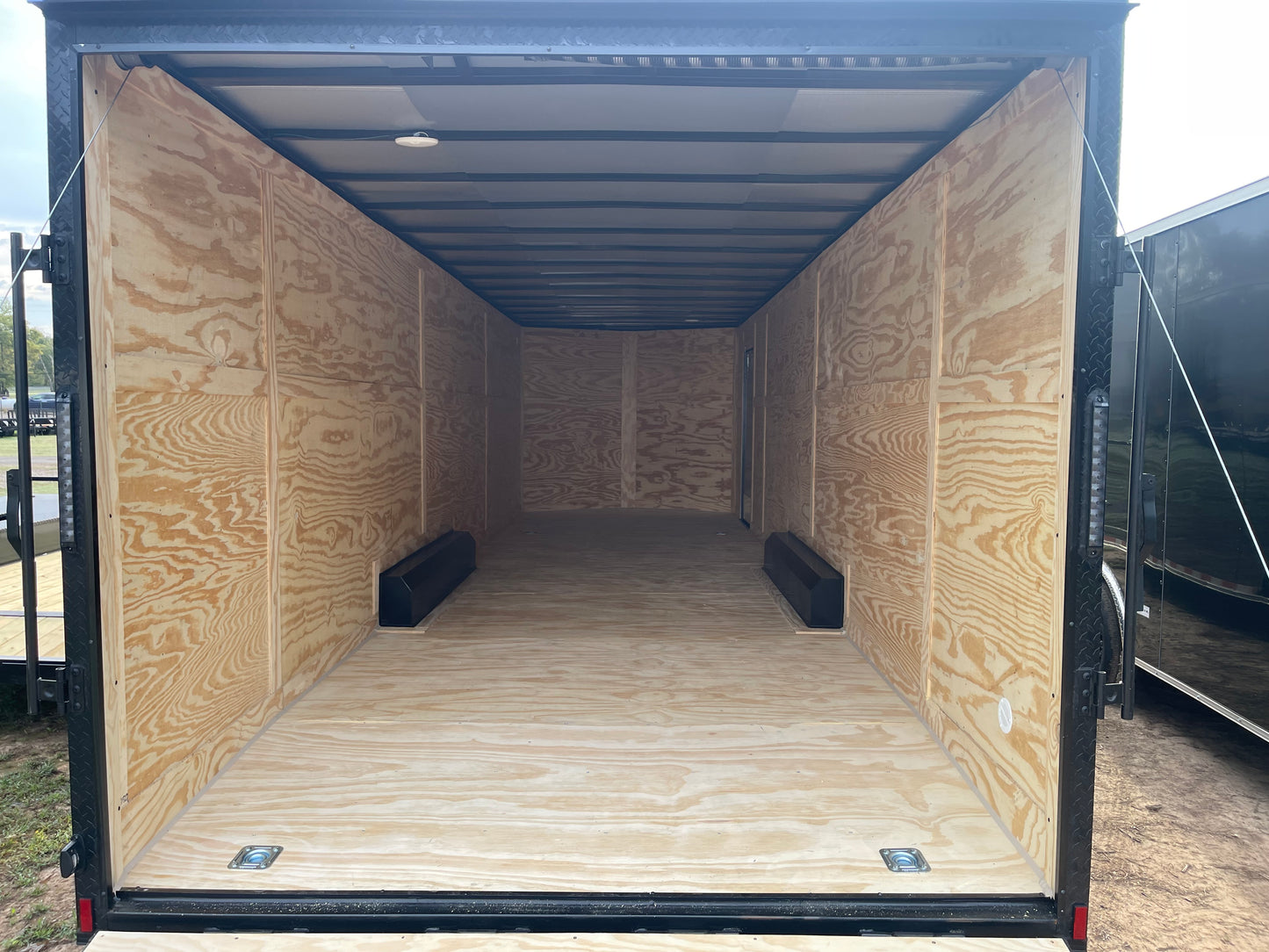 8.5ft x 28ft Basic C26-2455
