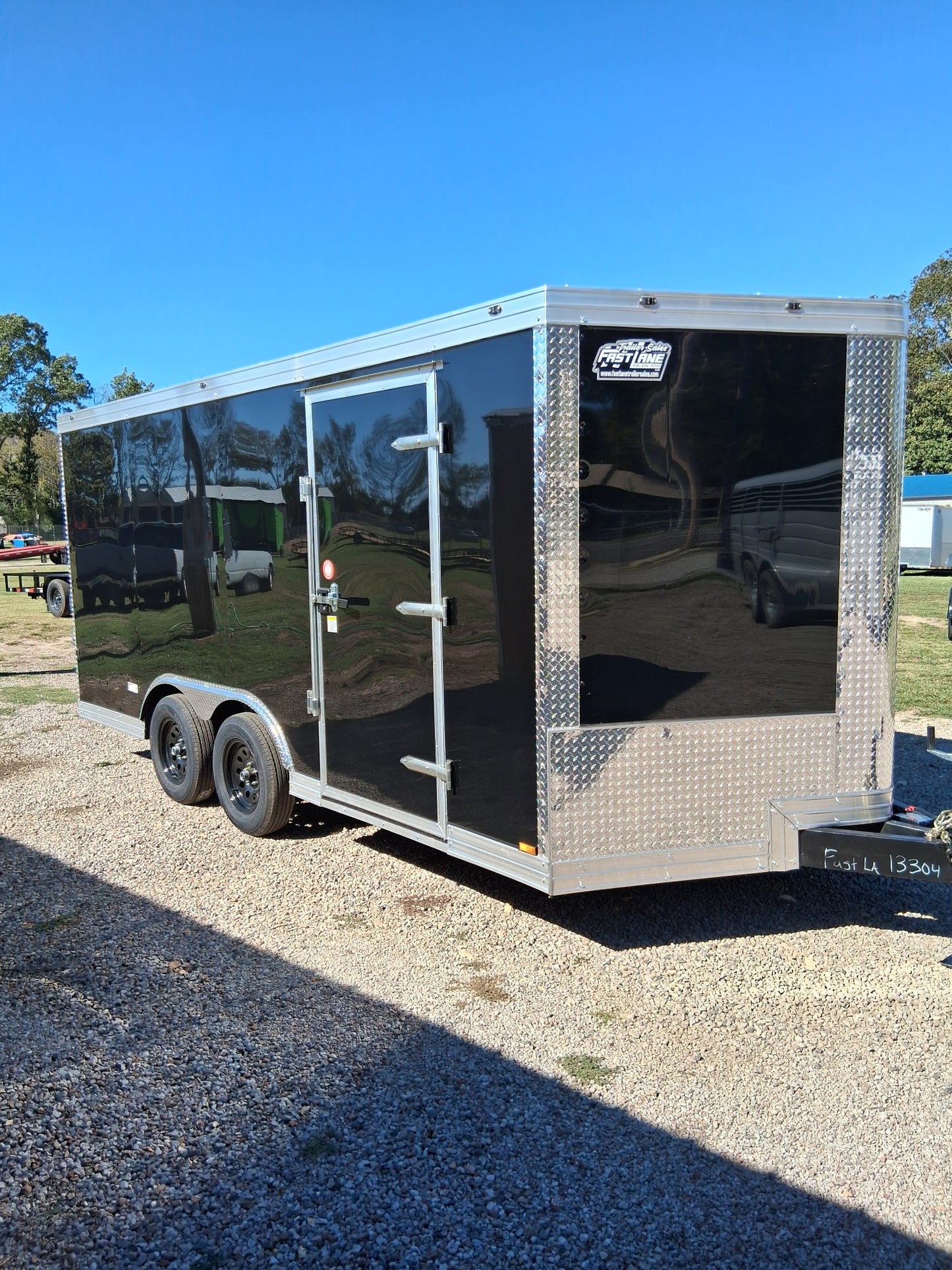 8.5ft X 16ft Enclosed Trailer C26-3304