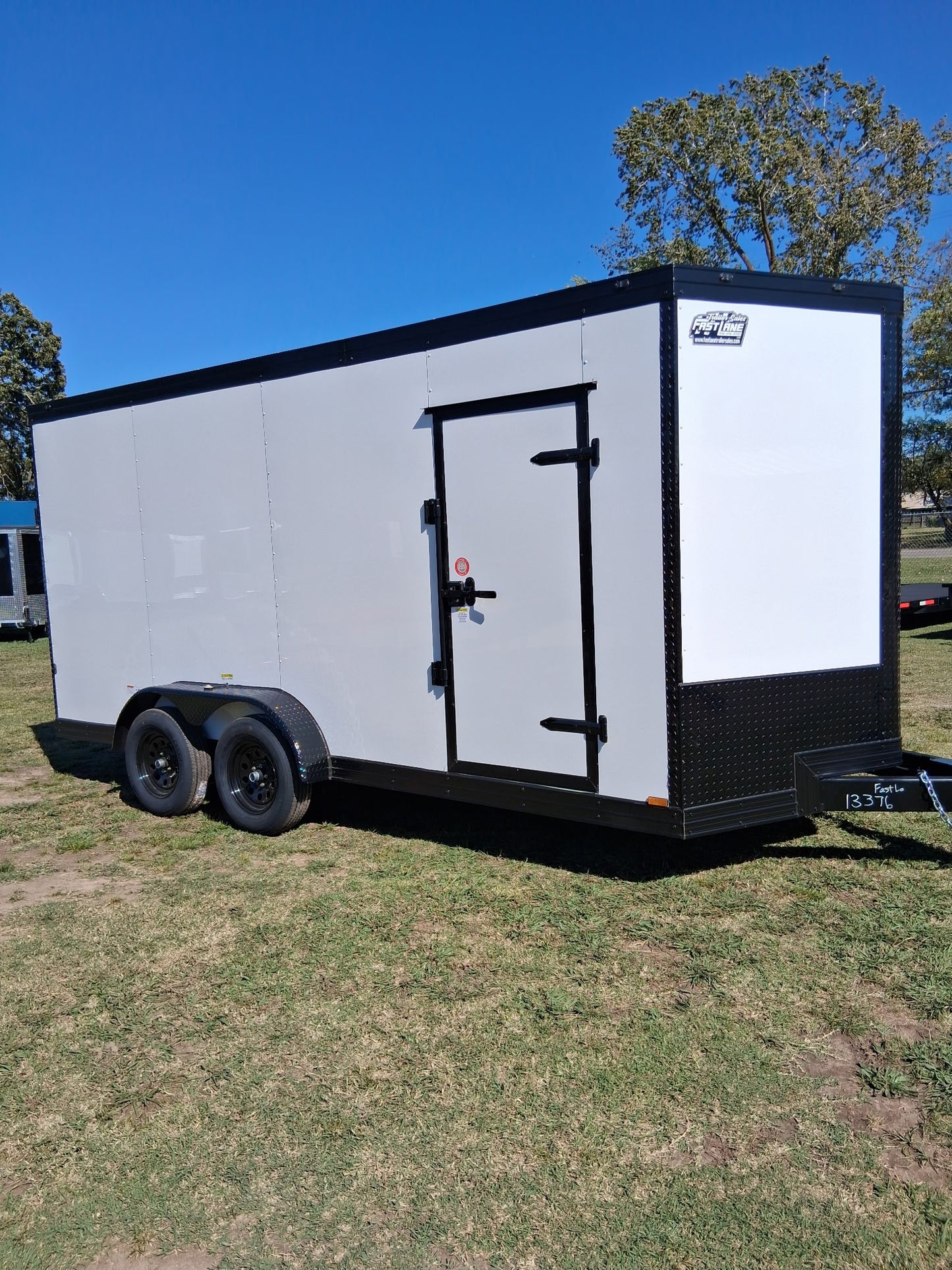 7ft X 16ft Enclosed Trailer C26-3376