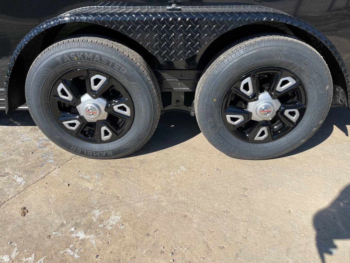 7ft X 14ft Enclosed Trailer C26-3296