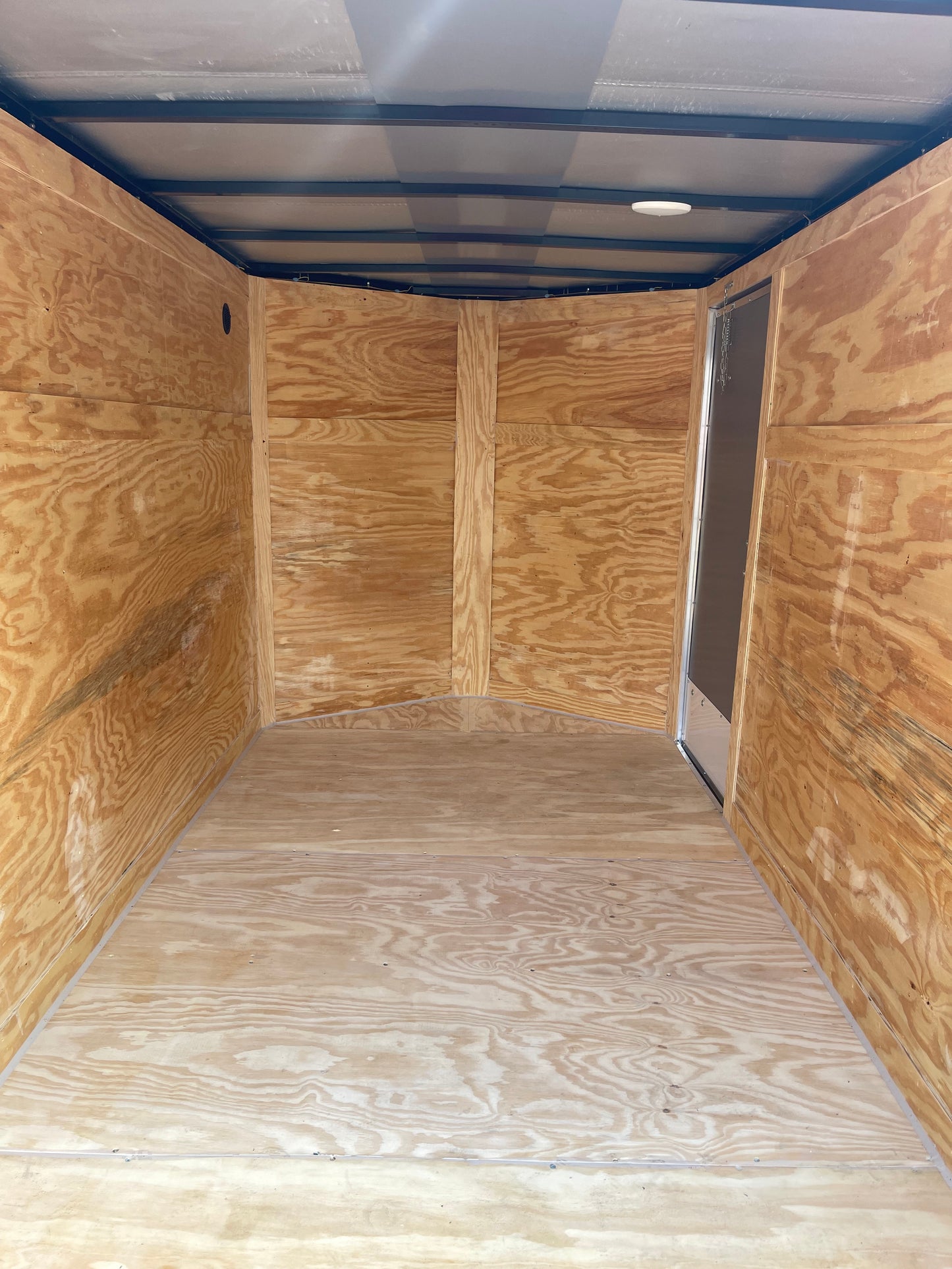 2026 - 6ft X 10ft Enclosed Trailer C277271