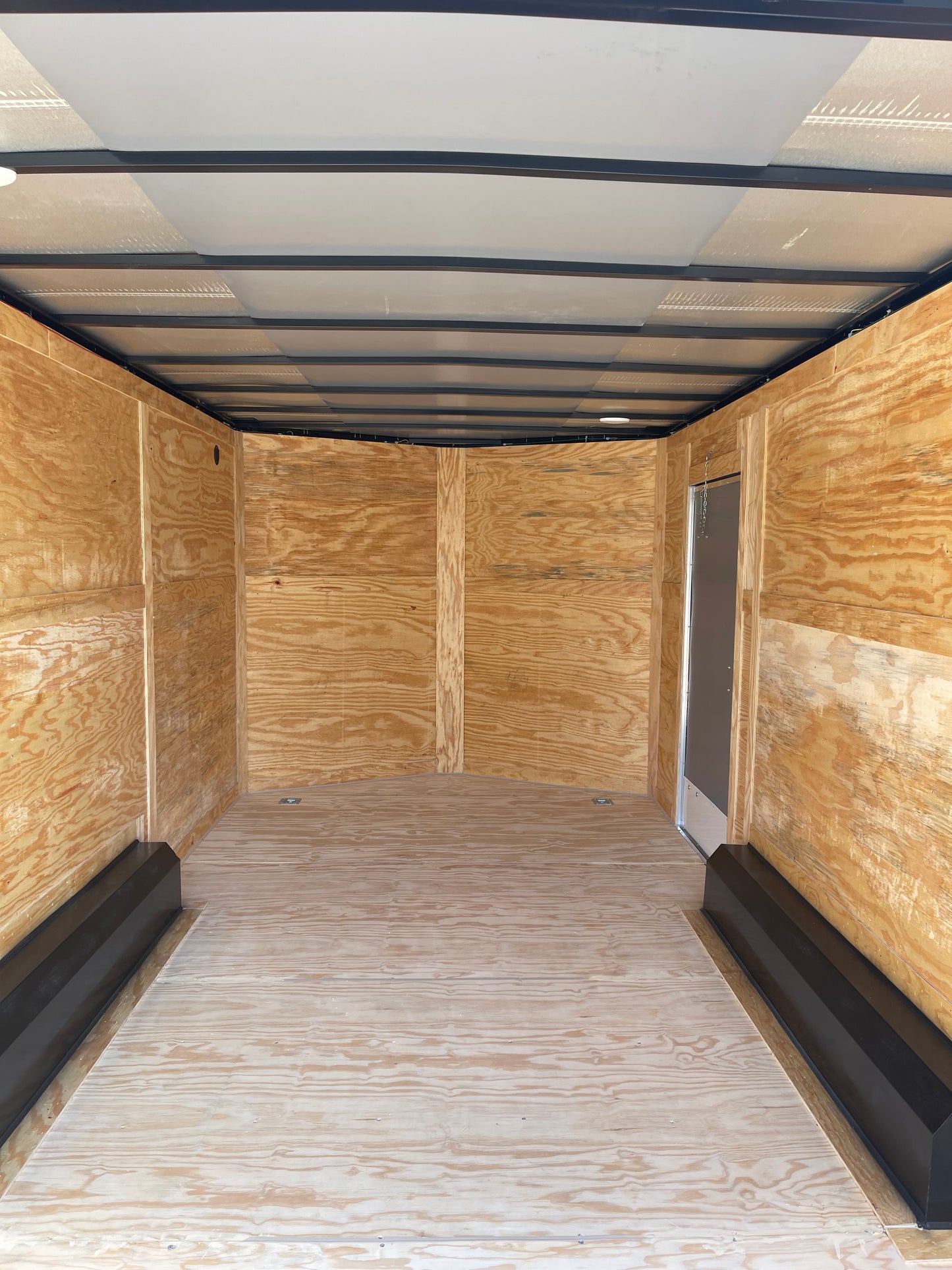 2026 - 8.5ft x 16ft Enclosed Trailer C263305