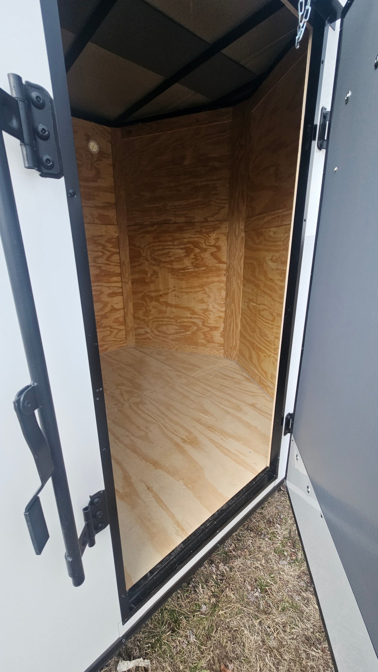 7ft x 16ft Enclosed trailer