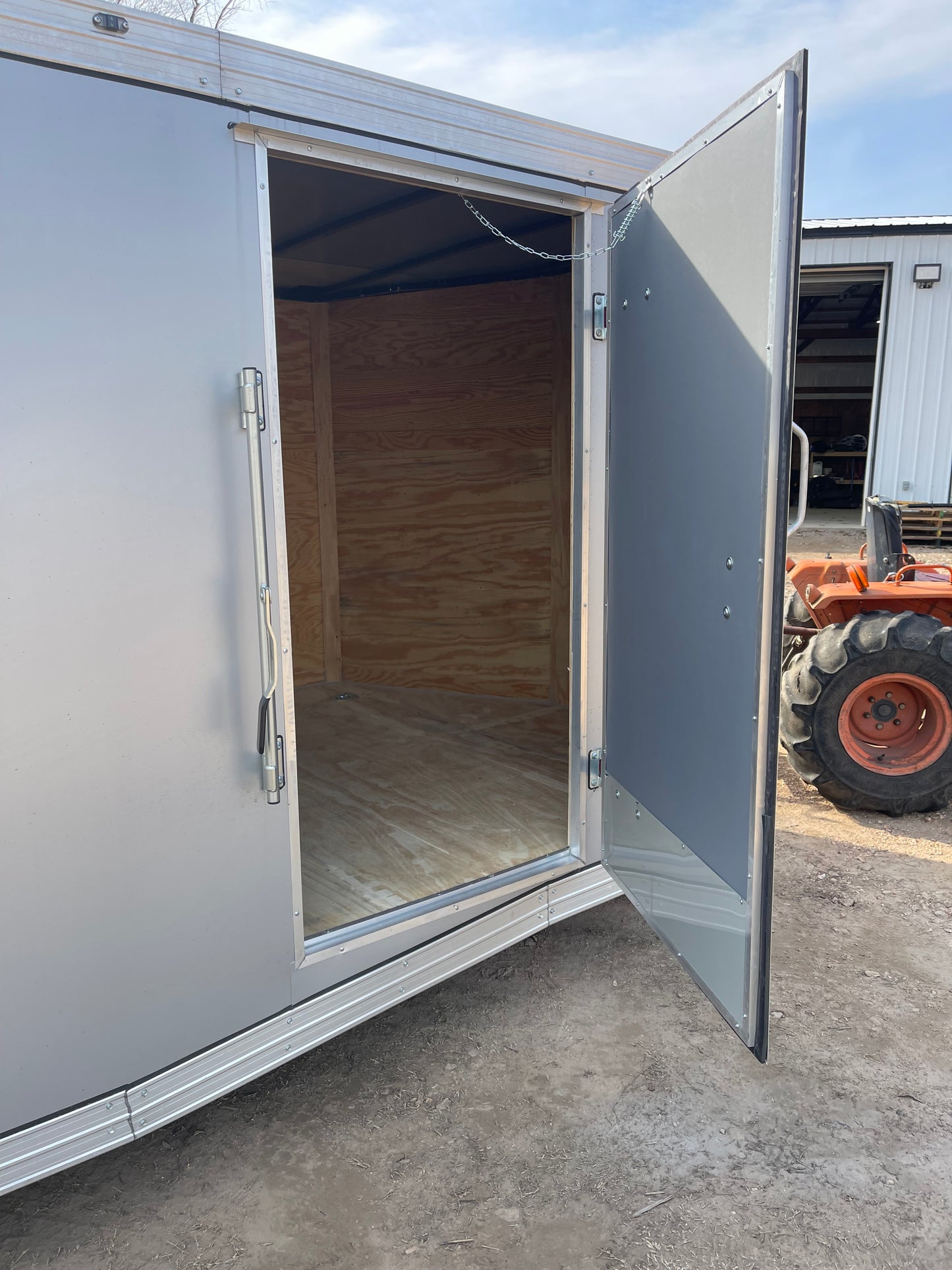 2026 - 8.5ft x 20ft Enclosed Trailer C263476