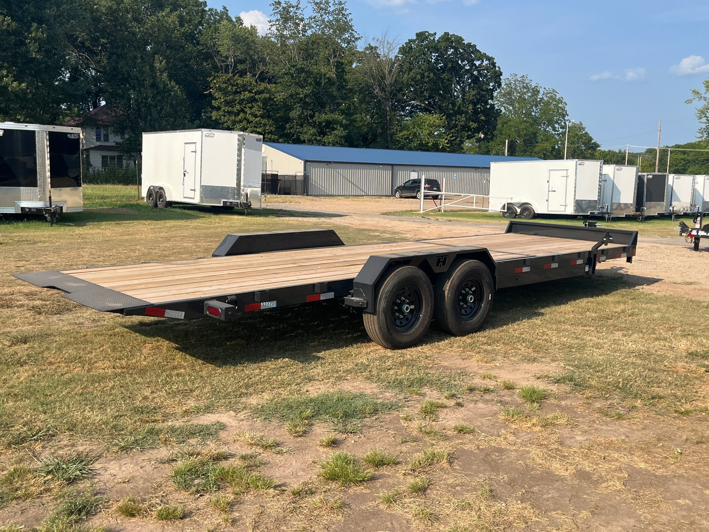 2027 - 16K 16+8 Partial Tilt H270061