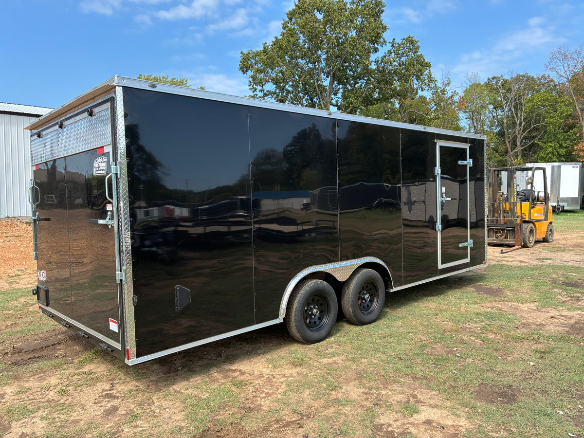 2027 8.5ft X 20ft Enclosed Trailer C277724