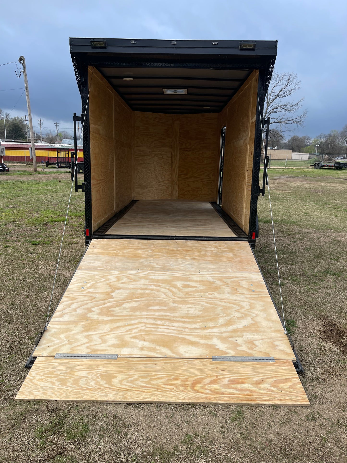 2026 - 7ft X 14ft Enclosed Trailer C264297