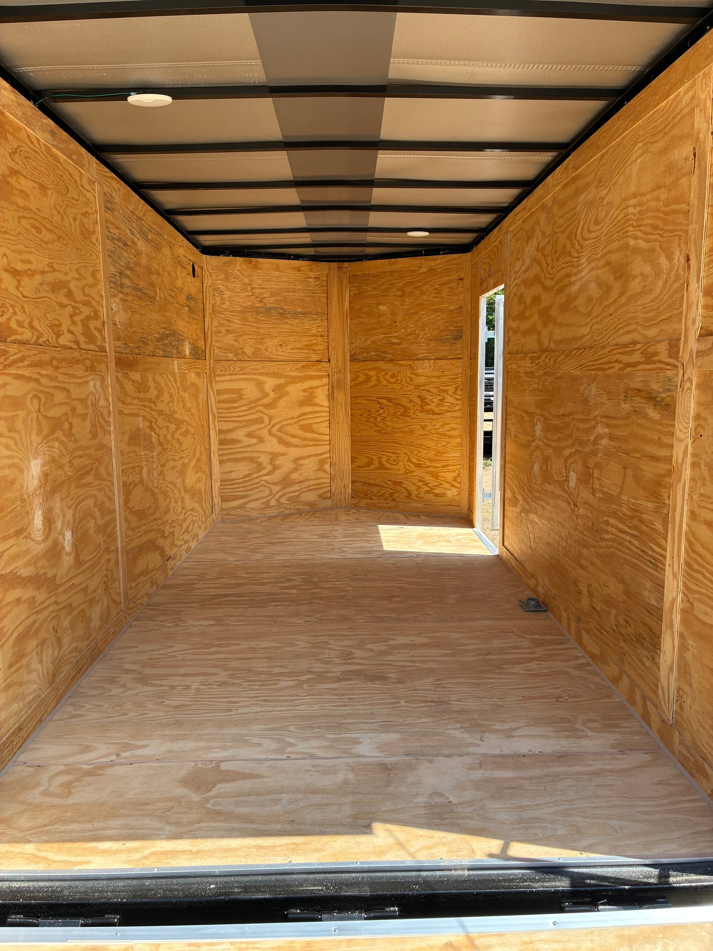 2027 - 7ft X 14ft Enclosed Trailer C277252