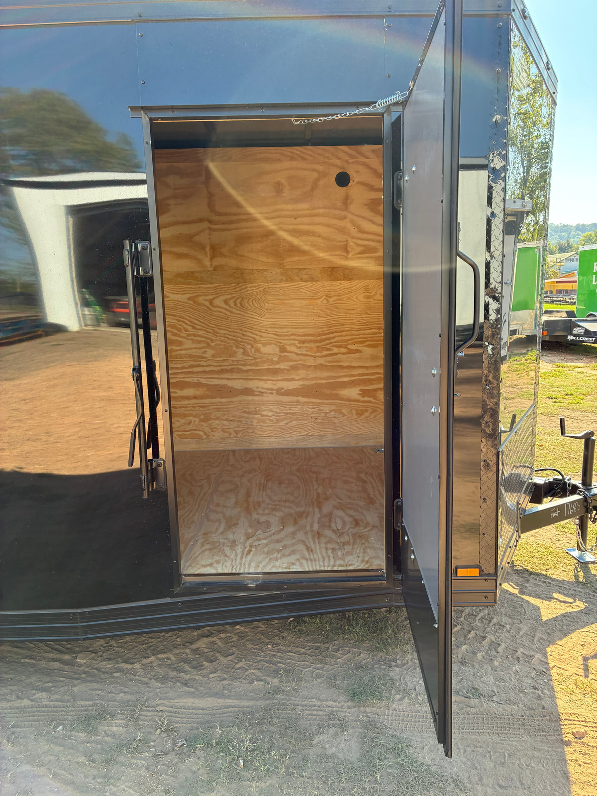 2027 - 7ft X 16ft Enclosed Trailer C277683