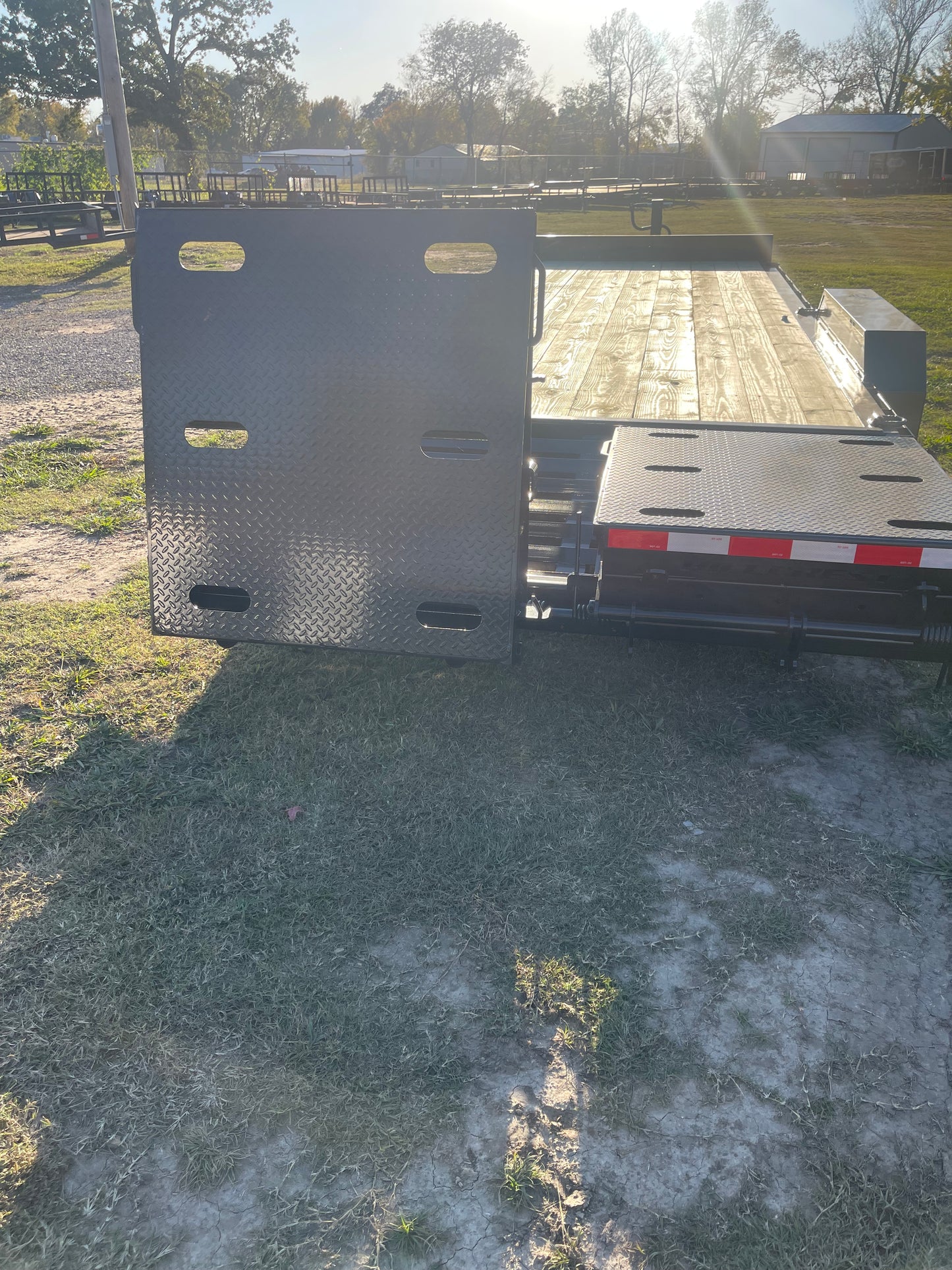 2026 - 17.6 K 19+3 Equipment Trailer H262029