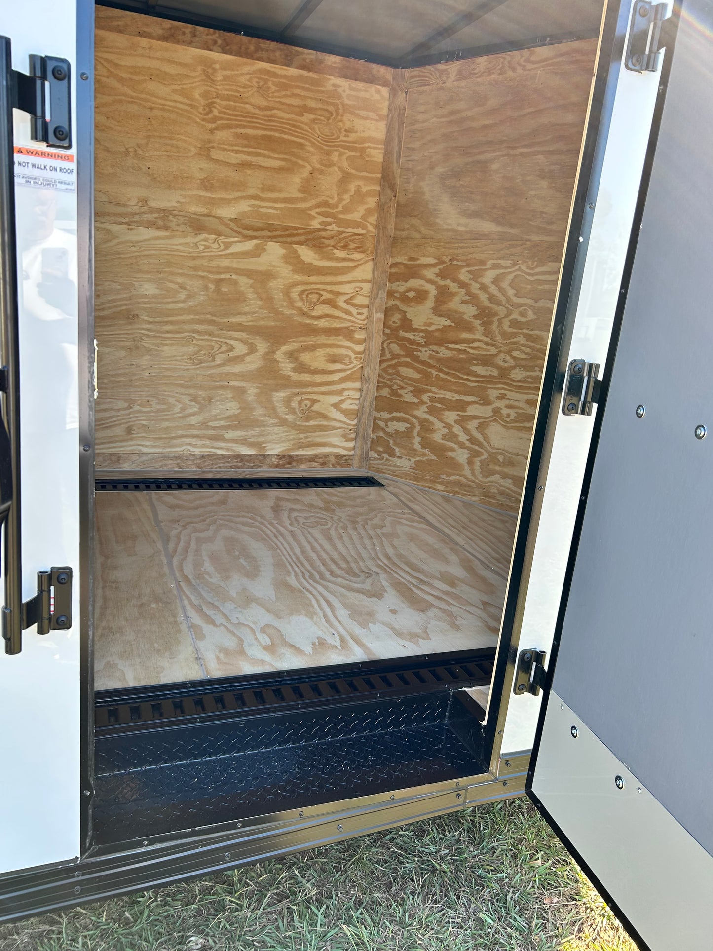 2026 - 8.5ft X 24ft Enclosed Trailer C263351