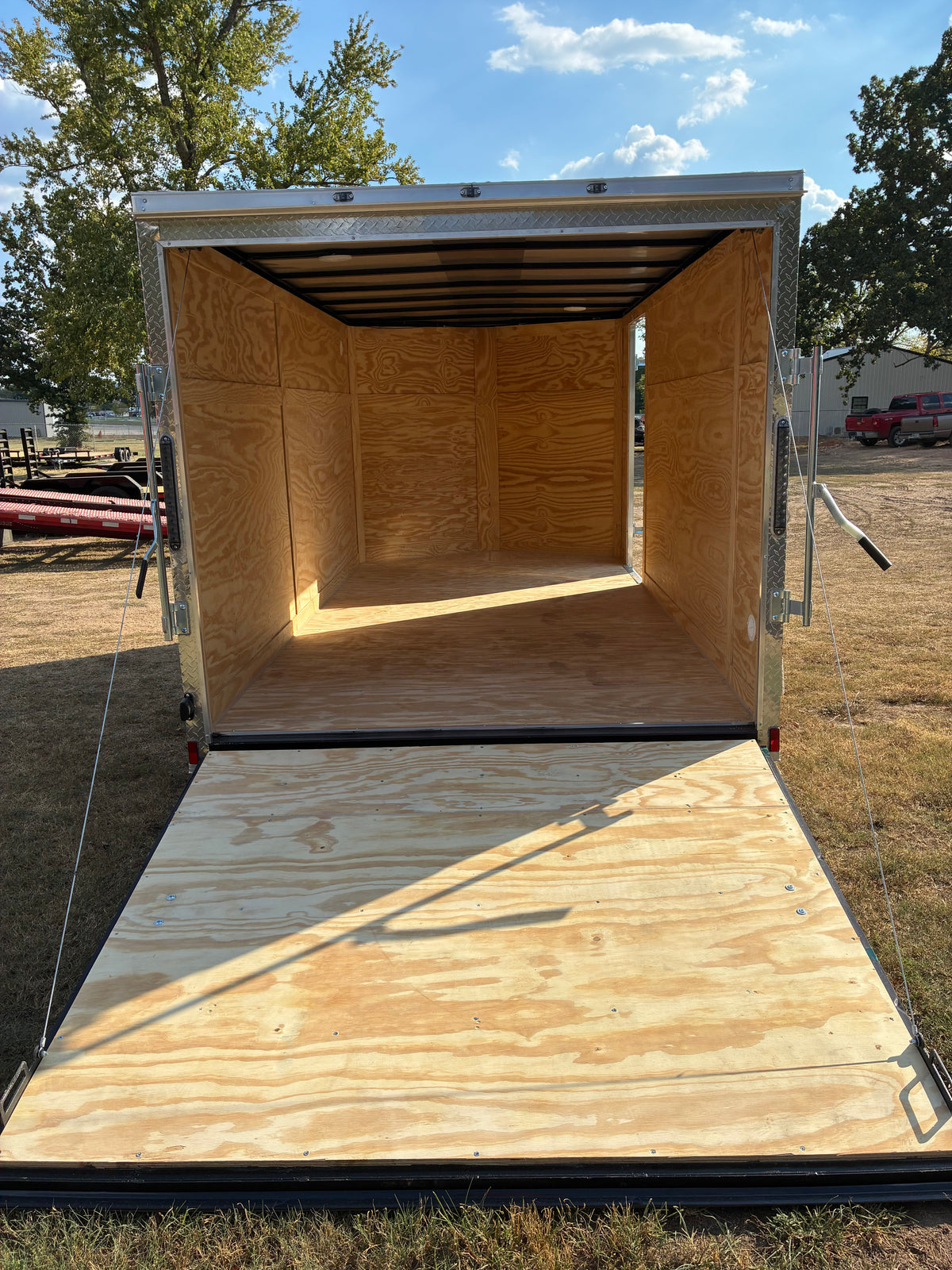 2027 - 7ft X 14ft Enclosed Trailer C277681
