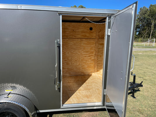 6ft x 12ft Enclosed Trailer C26-2937
