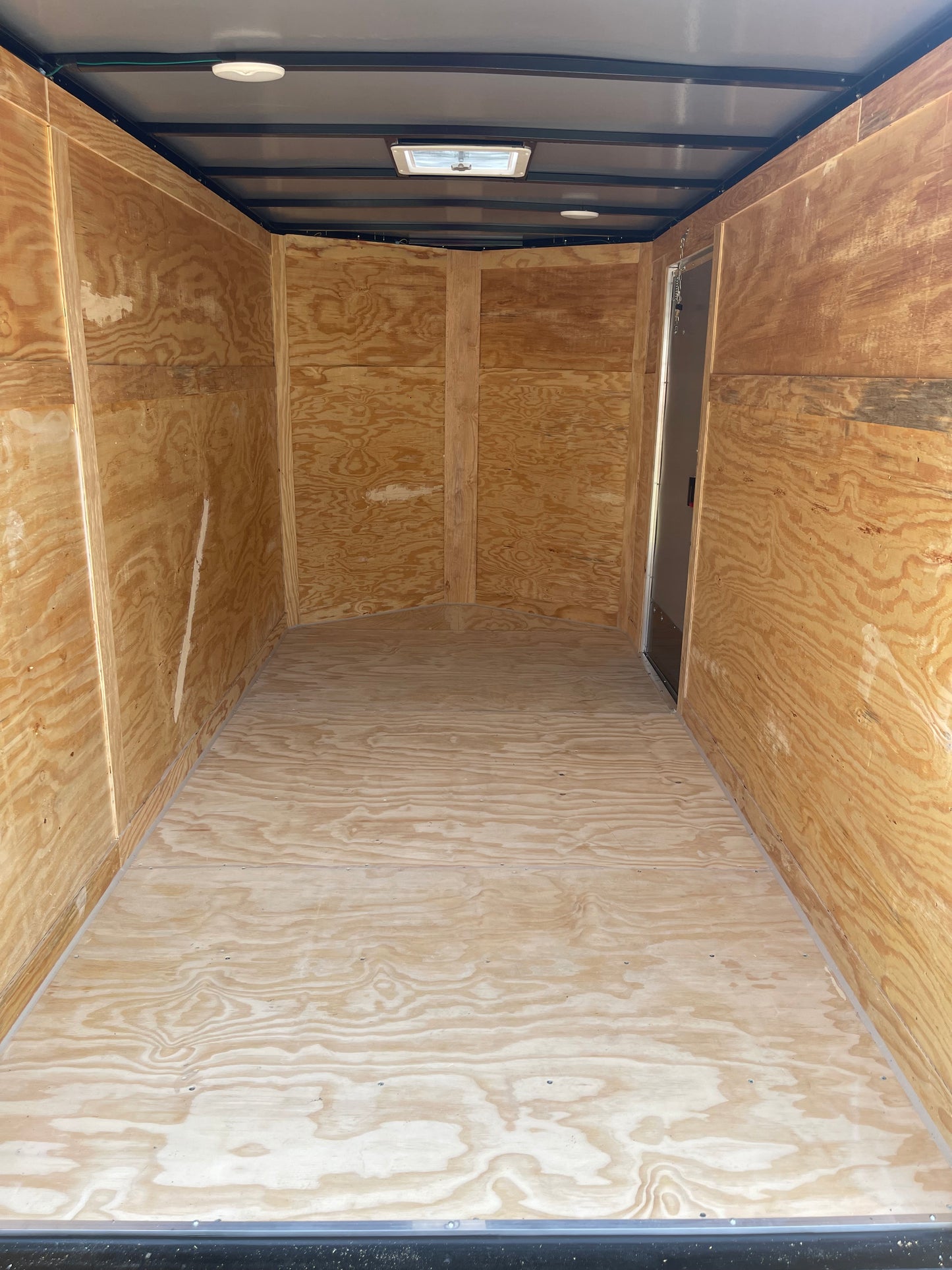 2026 6ft x 12ft Enclosed Trailer C266541