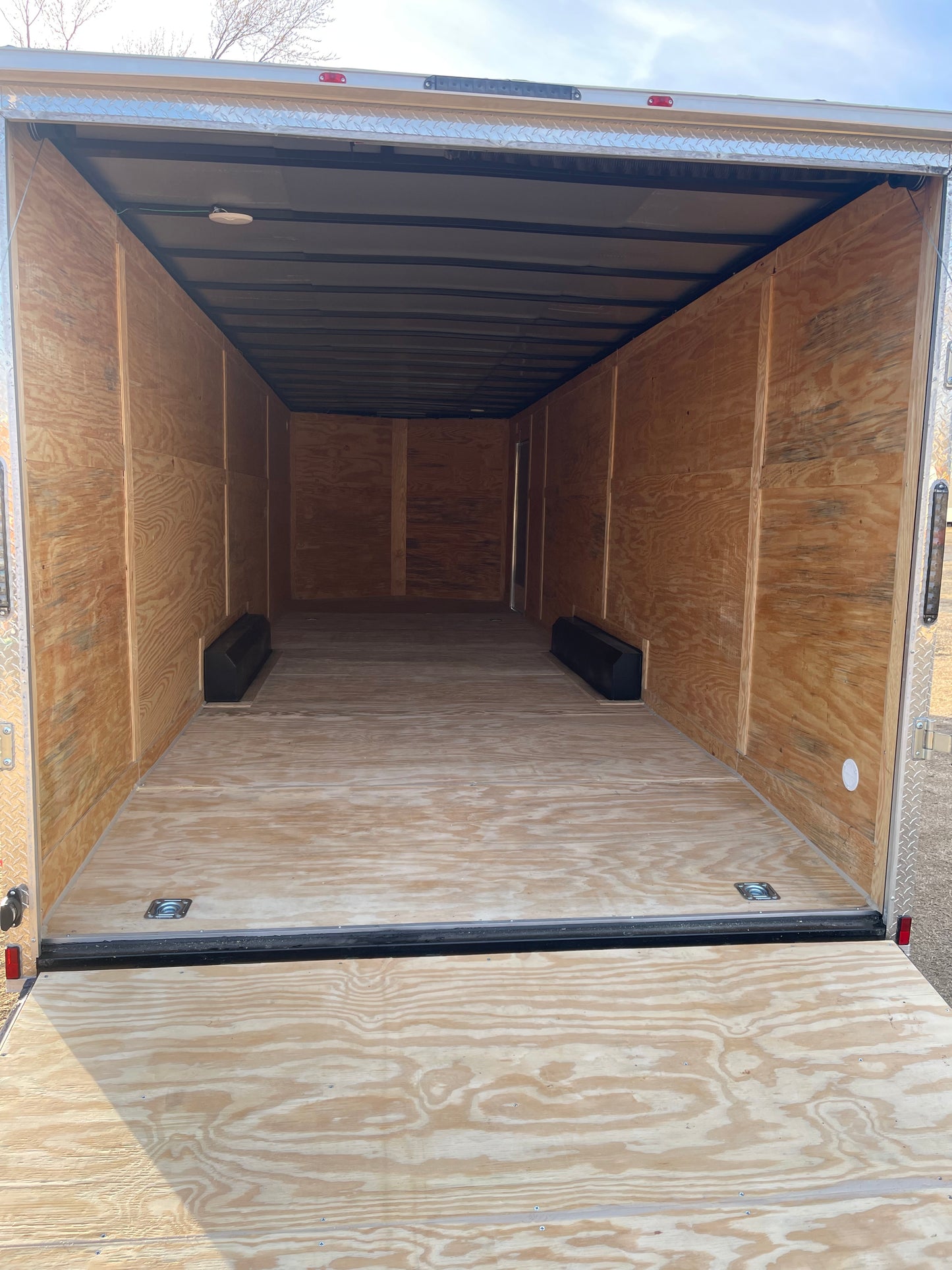 2026 - 8.5ft x 28ft Enclosed Trailer C263733