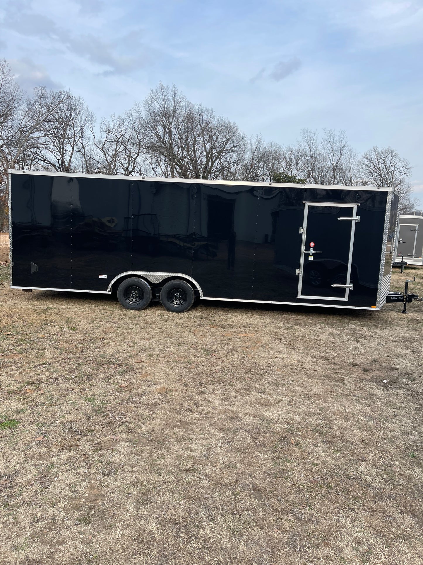 2026 - 8.5' X 24' Enclosed Trailer C263411
