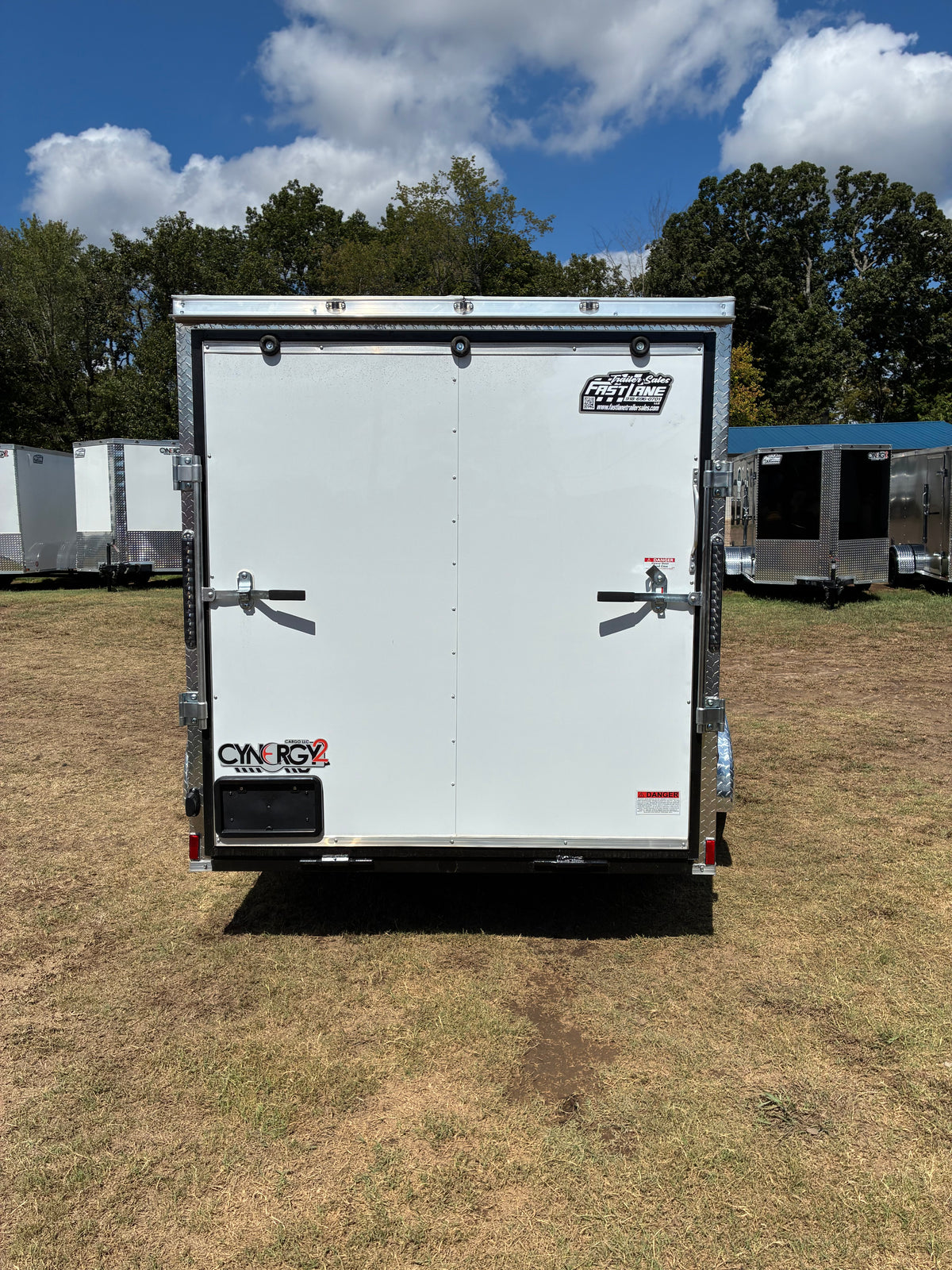 2027 - 6ft X 10ft Enclosed Trailer C277273