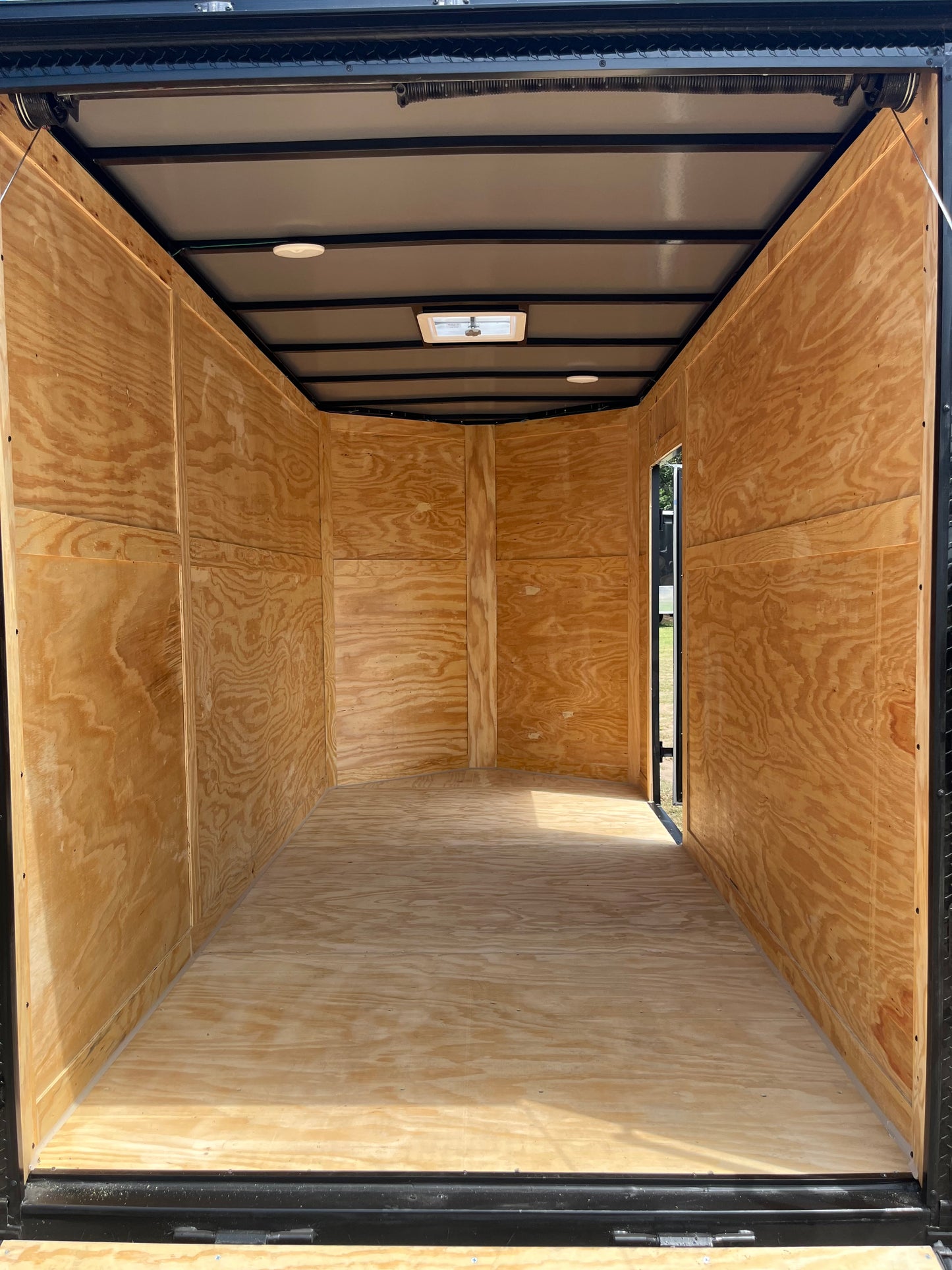 2026 - 6ft X 12ft Enclosed Trailer C277260