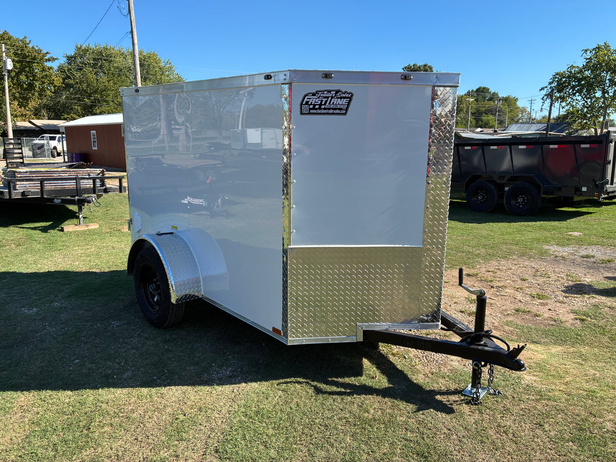 2027 - 5ft x 8ft Enclosed Trailer C277915