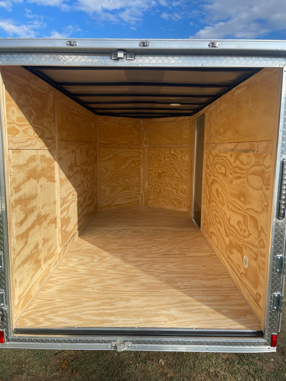 2026 6ft X 12ft Enclosed Trailer C266652