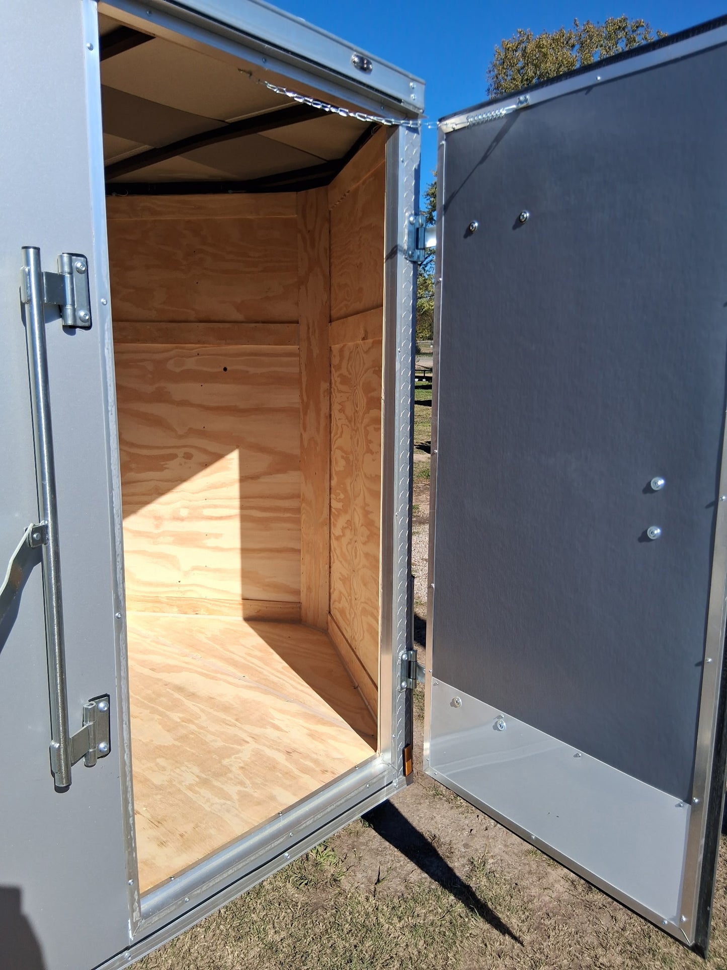 2026 - 6ft X 10ft Enclosed Trailer C263290