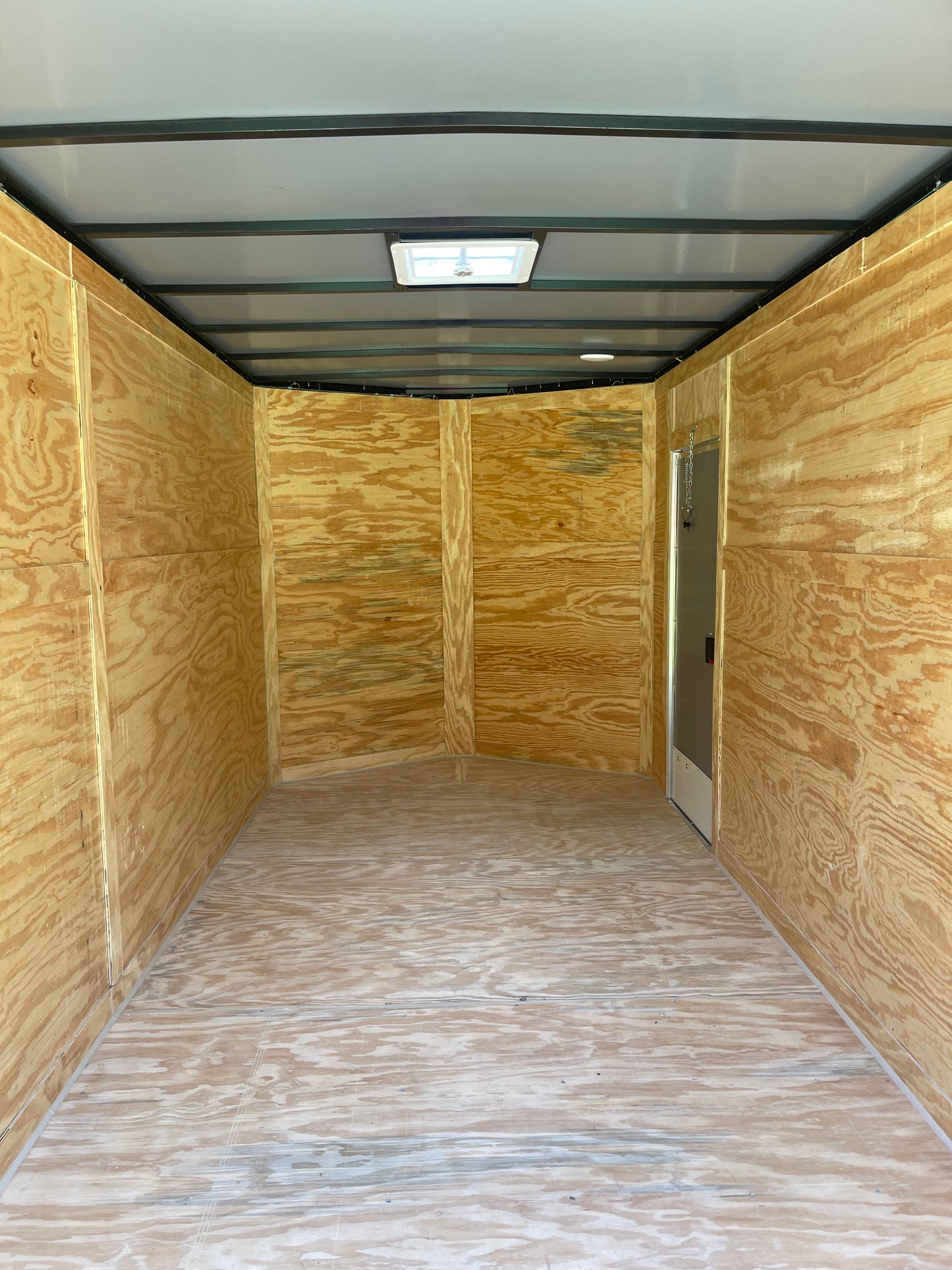 2026 - 7ft X 16ft Enclosed Trailer C263610
