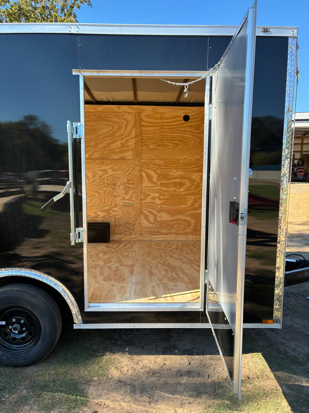2027 - 8.5ft x 14ft Enclosed Trailer C278108