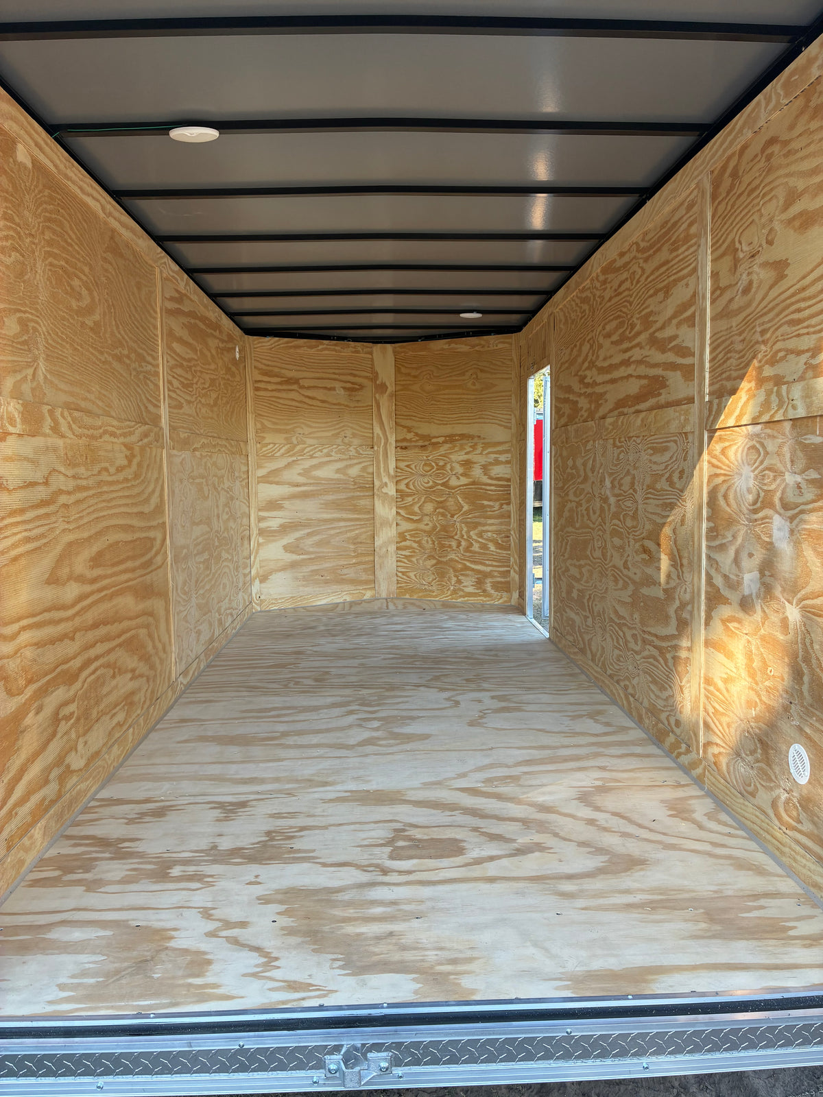 2027 - 7ft X 16ft Enclosed Trailer C277875