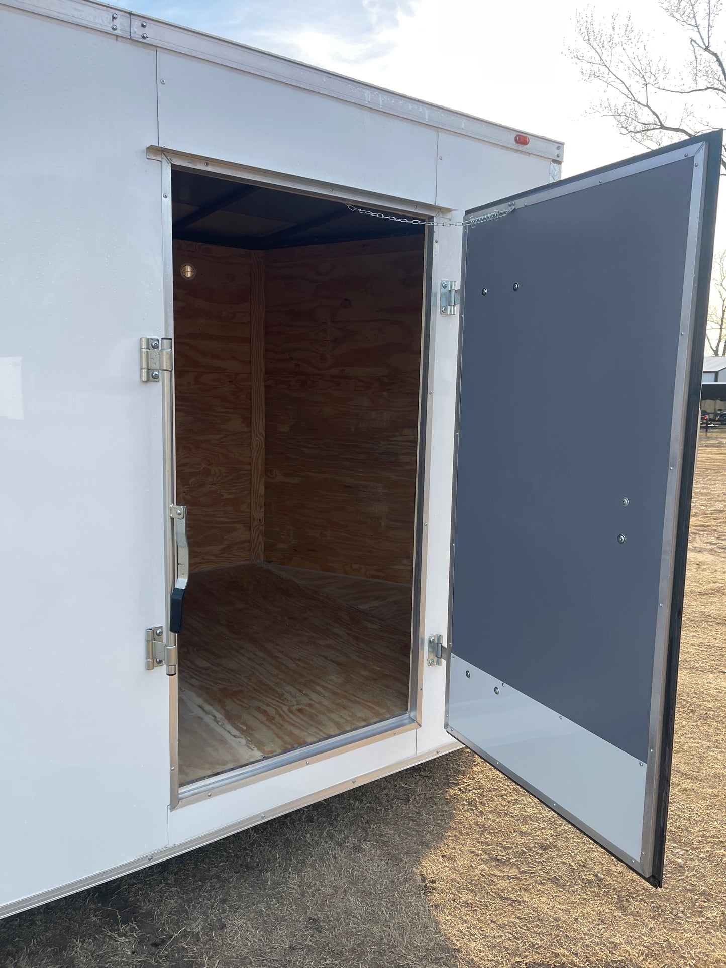 2026 - 8.5ft x 28ft Enclosed Trailer C263733