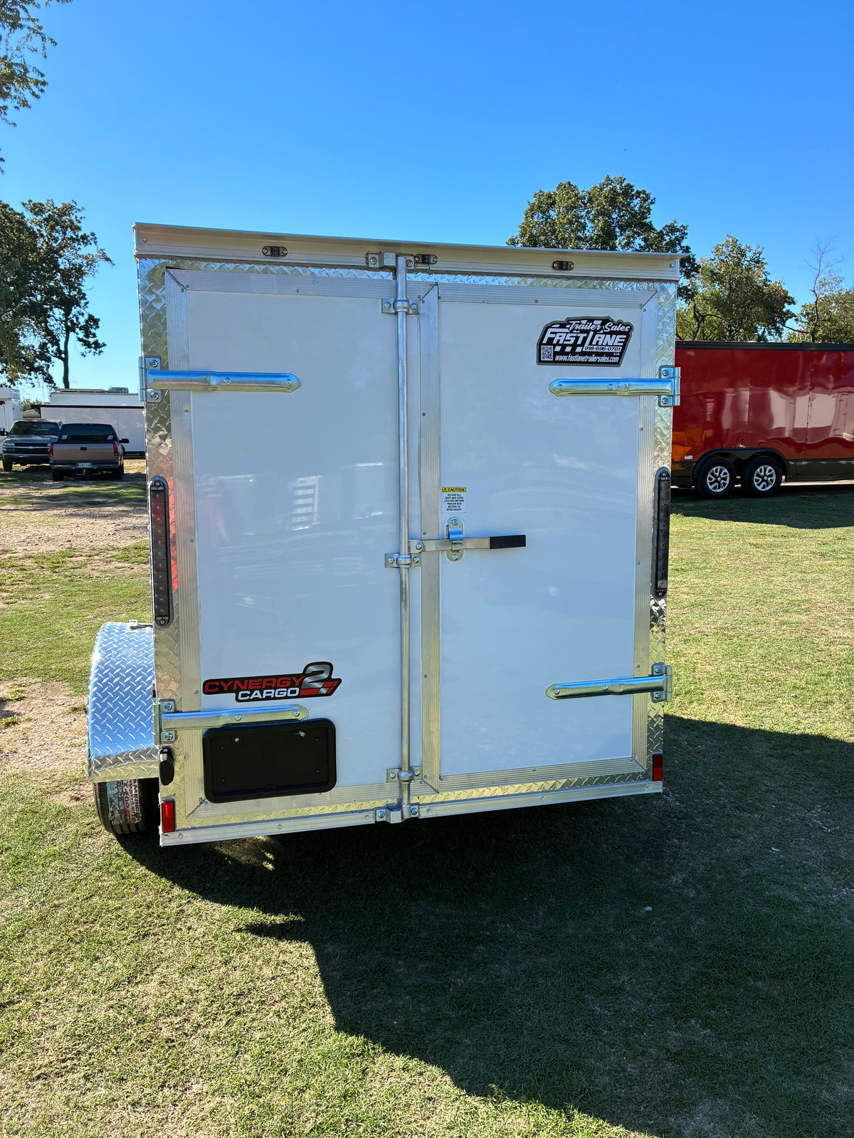 2027 - 5ft x 8ft Enclosed Trailer C277915