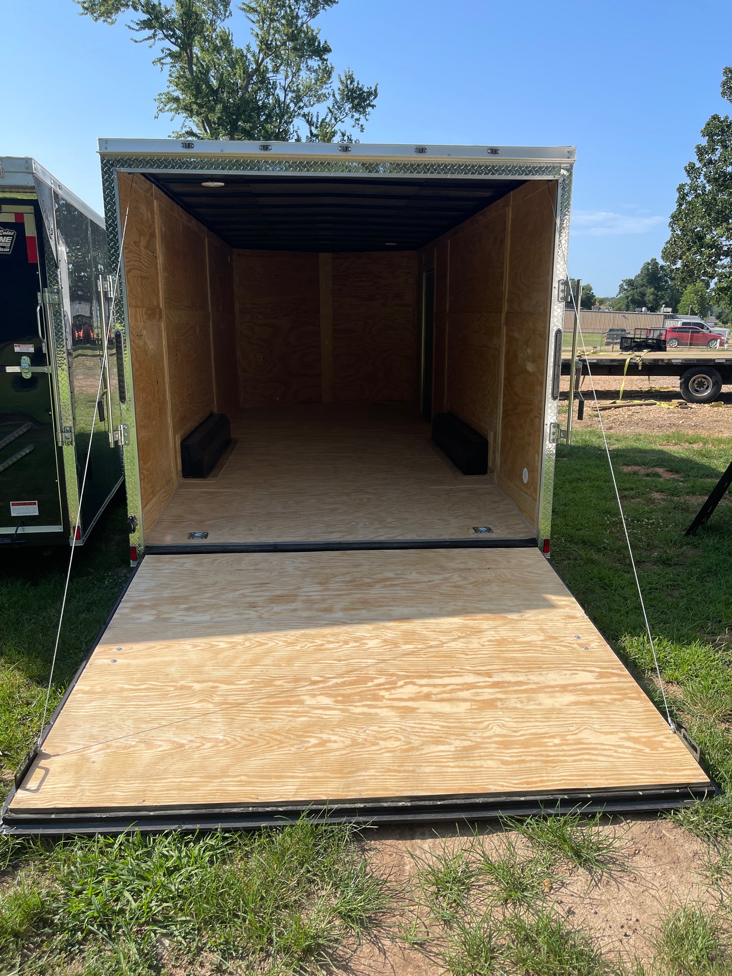 2026 8.5ft X 20ft Enclosed Trailer C265113