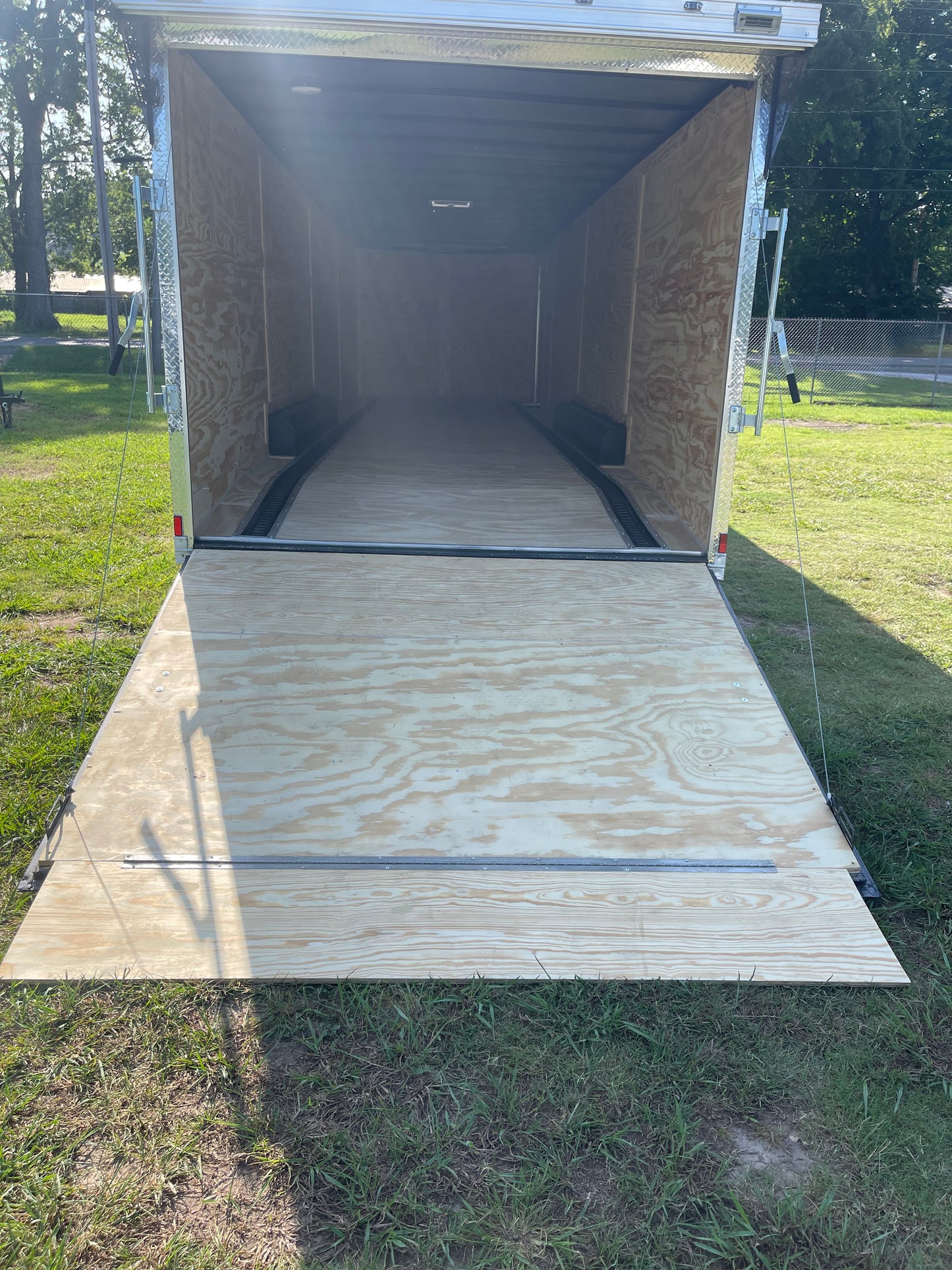 2026 - 8.5ft x 32ft Enclosed Trailer C266383