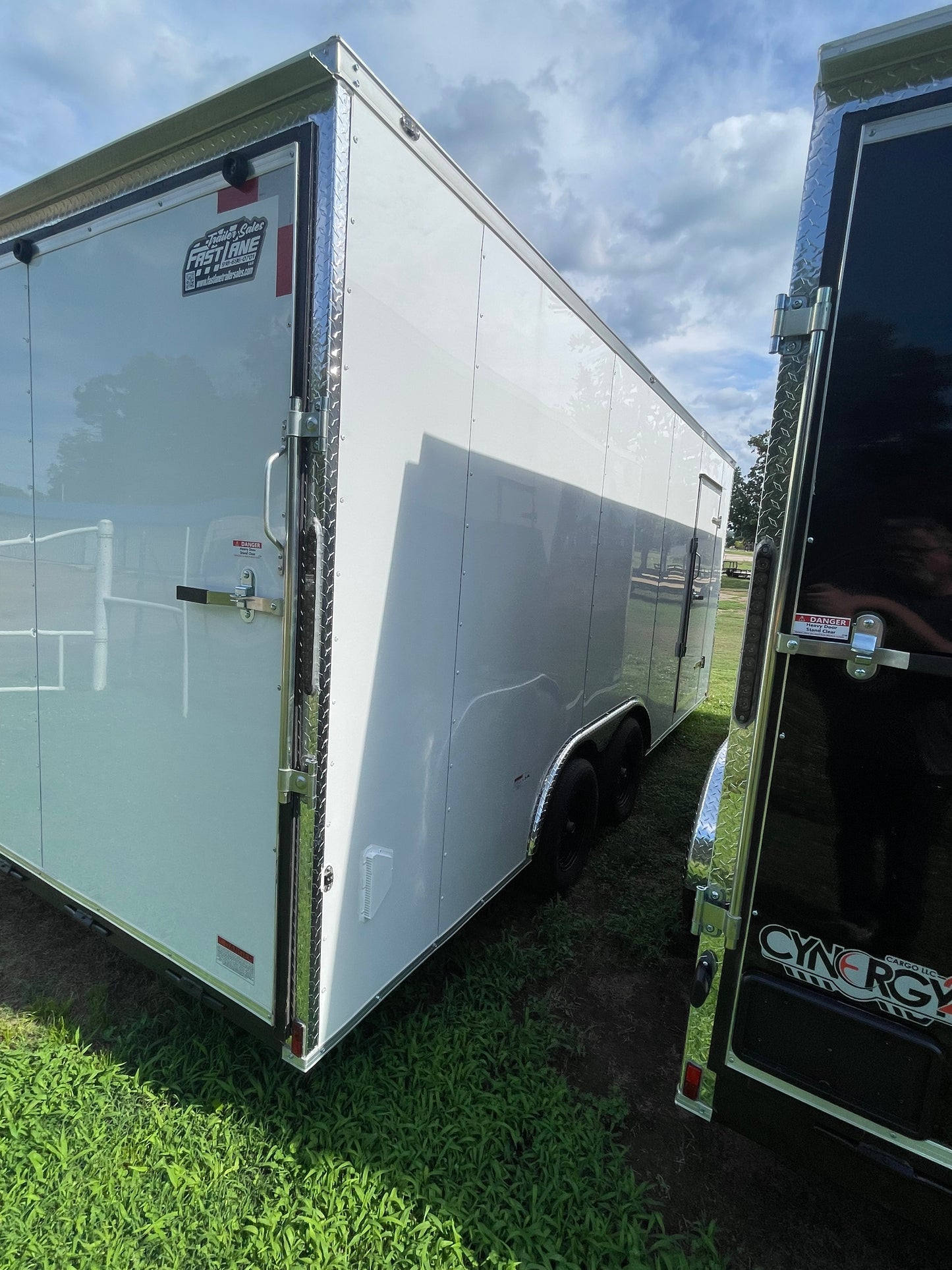 2026 - 8.5ft x 18ft Enclosed Trailer C265138