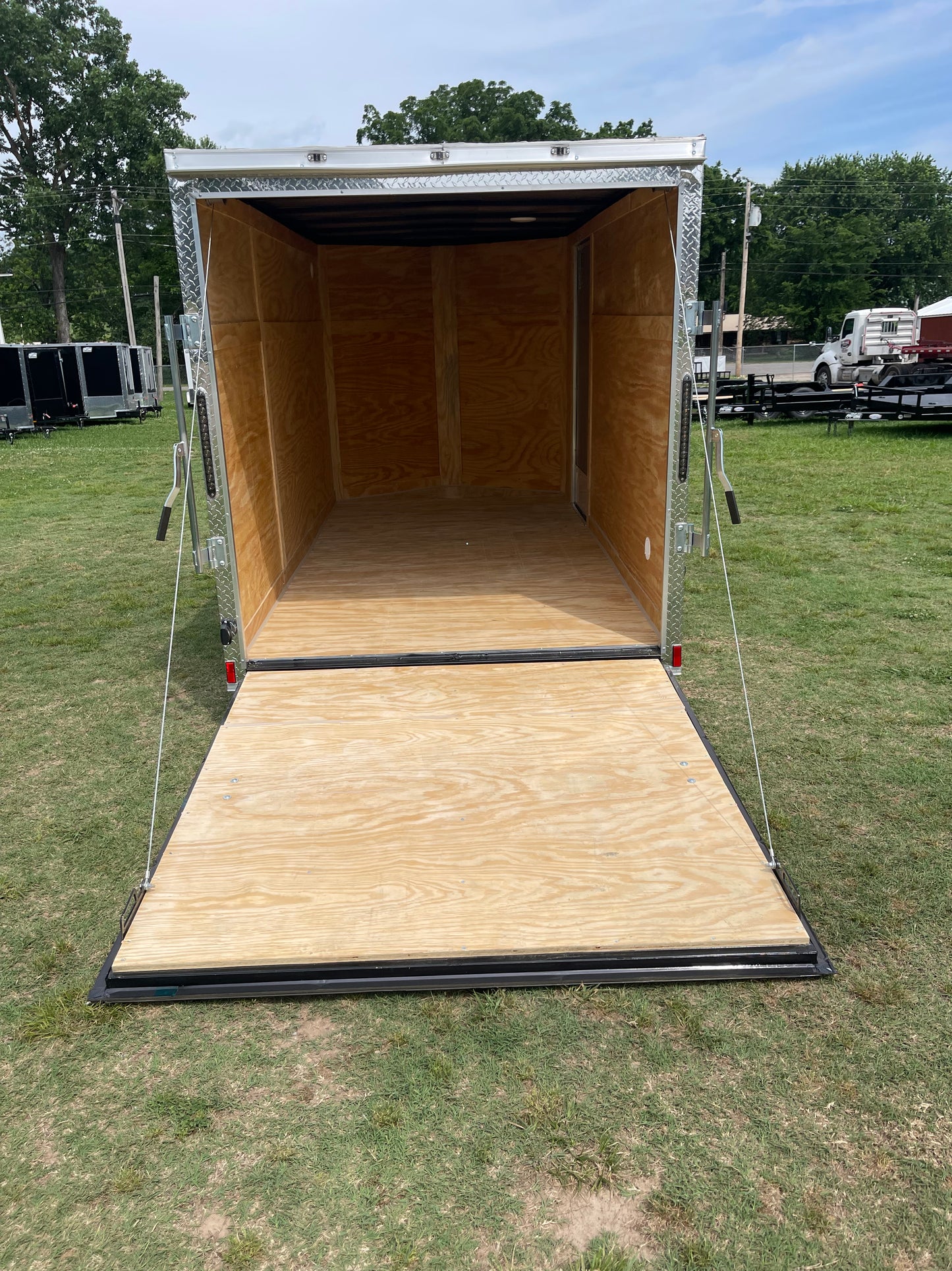 2026 6ft X 12ft Enclosed Trailer C265718