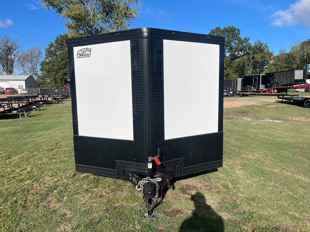 2027 - 8.5ft X 24ft Enclosed Trailer C277436