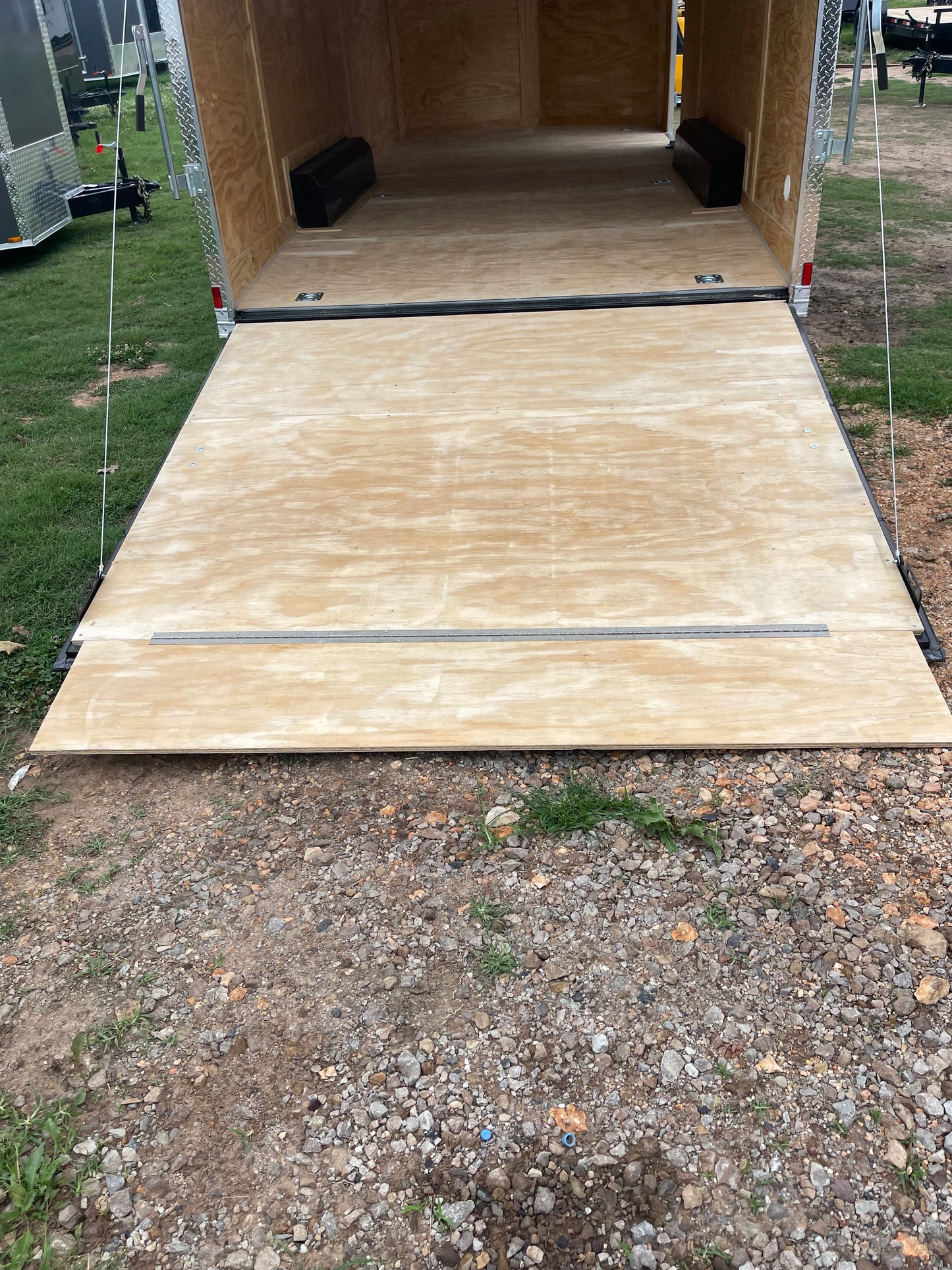2026 8.5ft X 20ft Enclosed Trailer C266457