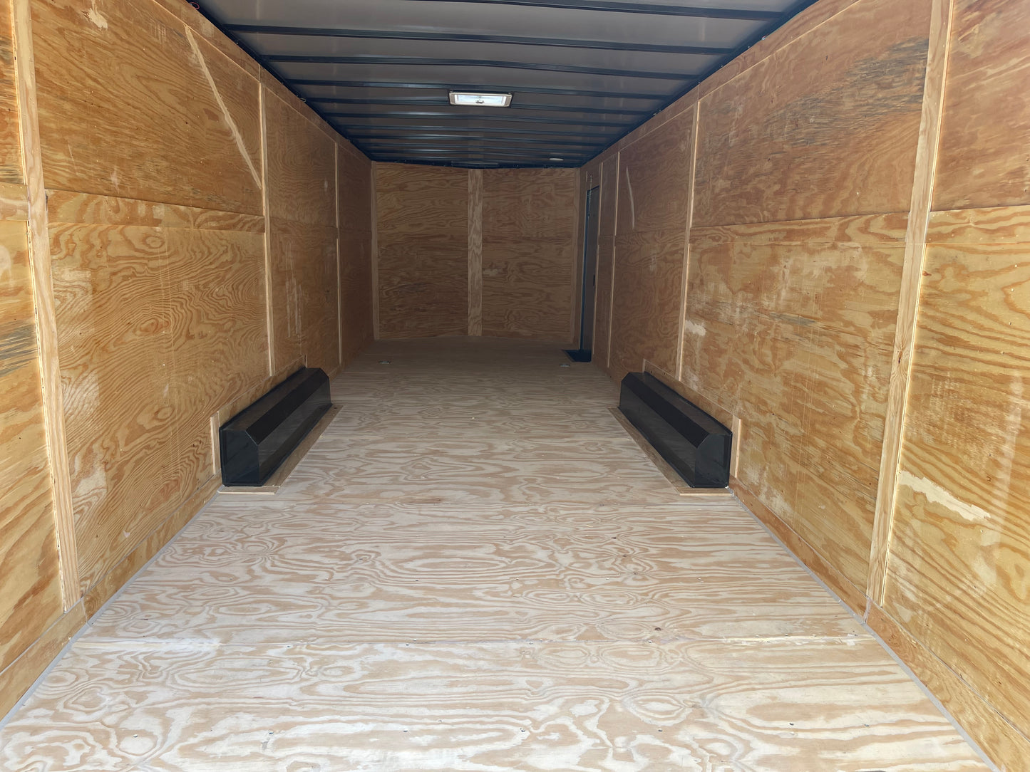 2026 - 8.5ft x 28ft Enclosed Trailer C277257
