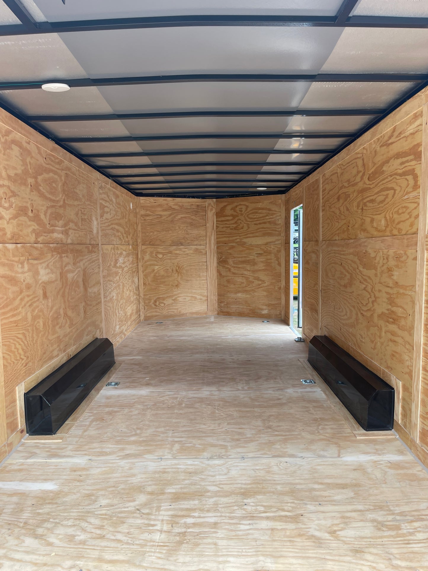 2026 - 8.5ft x 20ft Enclosed Trailer C266467