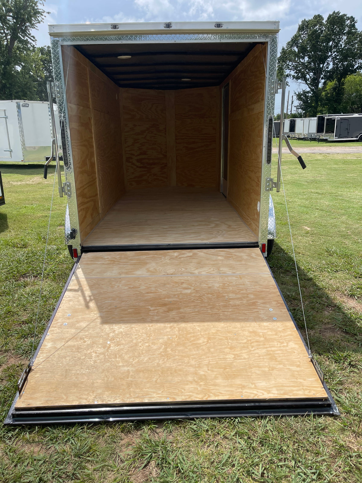 2026 6ft x 12ft Enclosed Trailer C265318