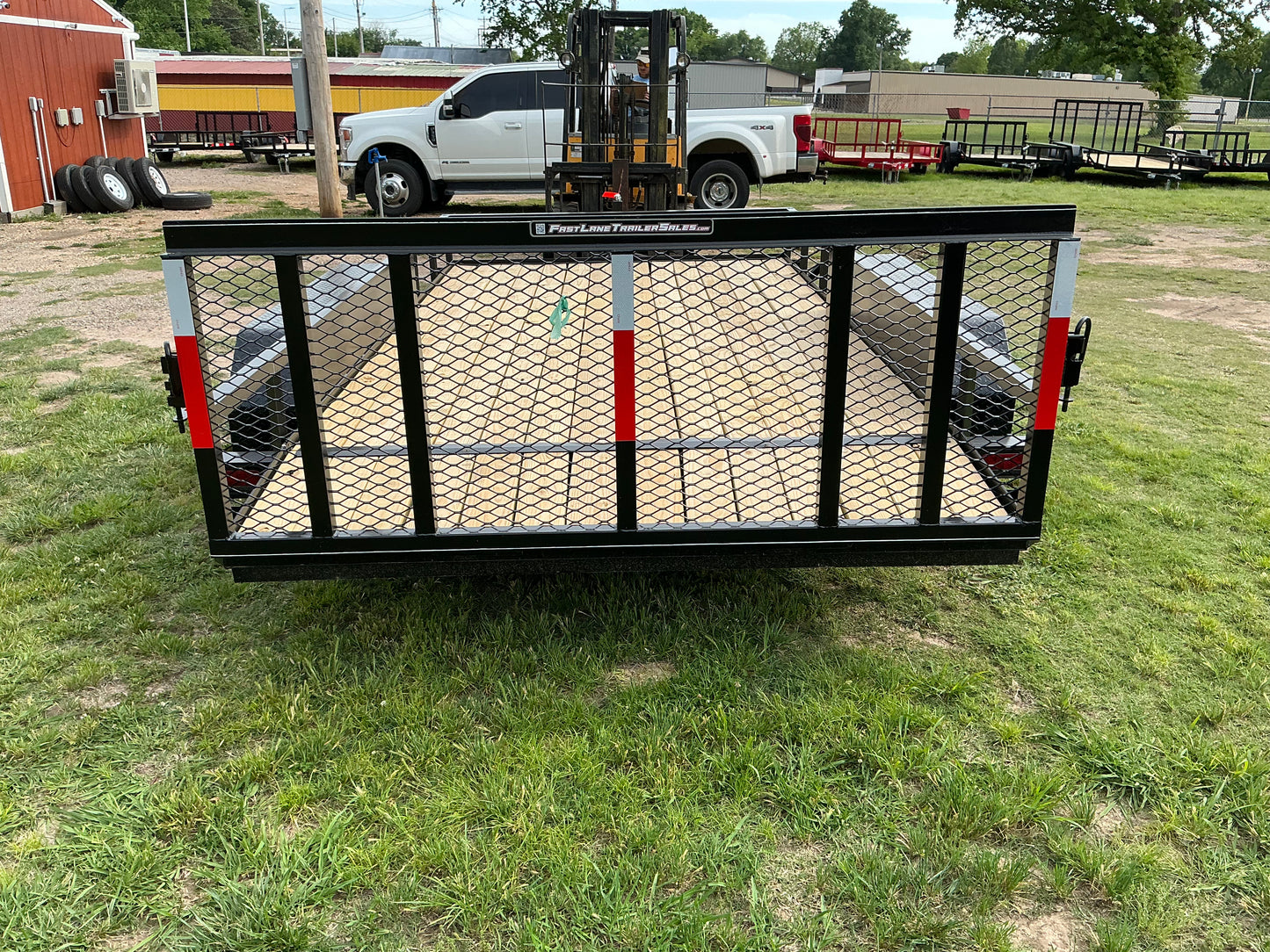 2026 - 83in x 14ft Utility K263880